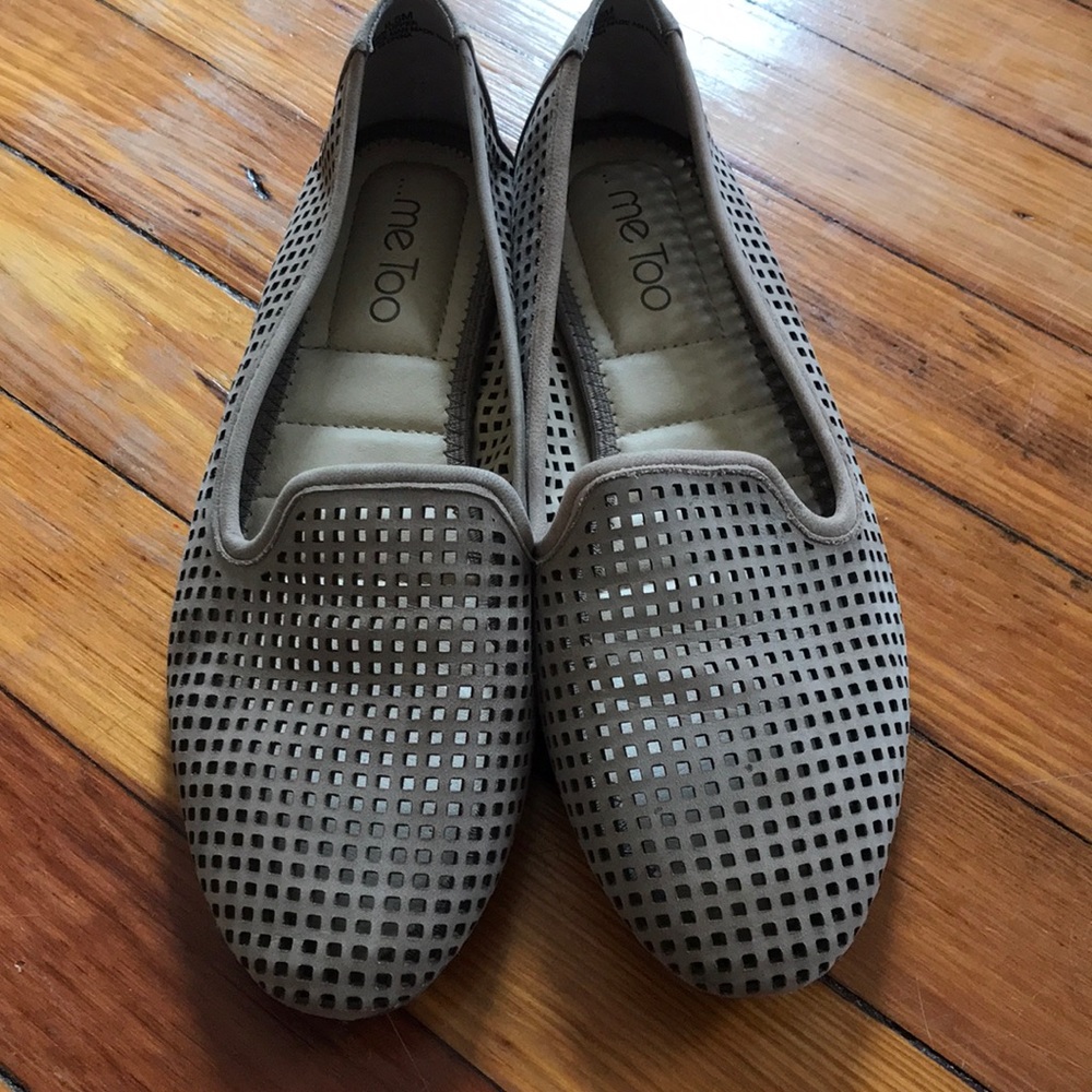 Women’s 8.5 flats